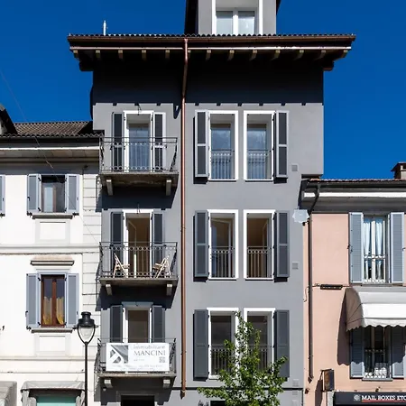 Ariel Penthouse - In The Heart Of Apartamento Domodossola