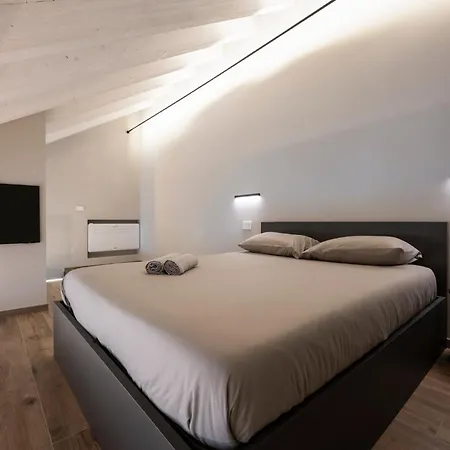 Ariel Penthouse - In The Heart Of *