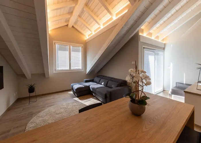 Ariel Penthouse - In The Heart Of Appartamento Domodossola